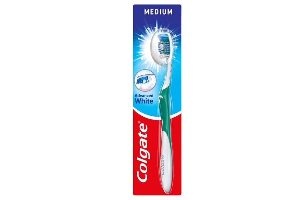 Colgate Advanced White Firm Toothbrush